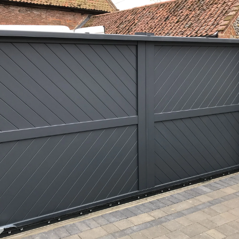 The Strand: Contemporary Aluminium Double Swing Gates