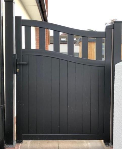 The Regent - Aluminium pedestrian gate with mixed infill - Bell curved top | Supplied with lock, 3 x keys, full height lock keep receiver, full hinge pack for mounting